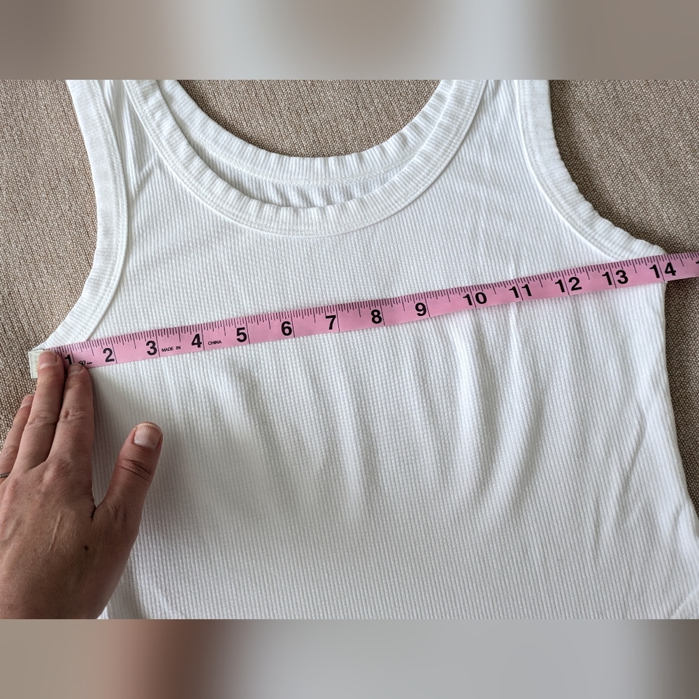 Sleeveless Ribbed High-Low Tank White - Picture 6 of 9